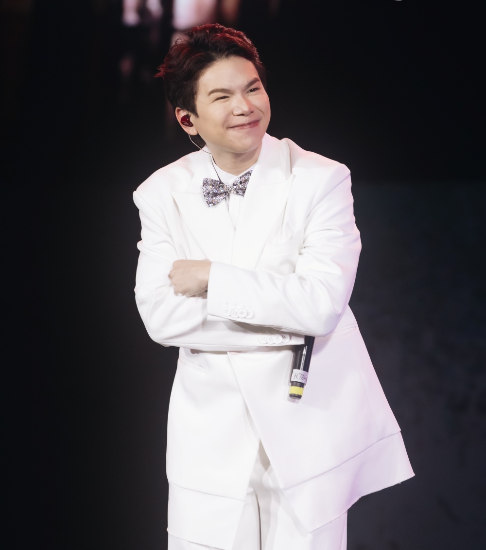 Hoàng Tôn góp giọng trong tiết mục Giải cứu mỹ nhân cùng Low G.