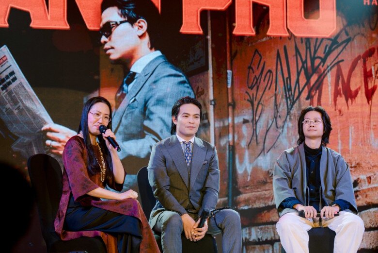 Với Giang Phố, Dương Trường Giang cho biết anh không đặt ra những mong muốn quá lớn ngoài việc hoàn thành trọn vẹn album và có cơ hội chia sẻ nó với những người yêu mến mình. 