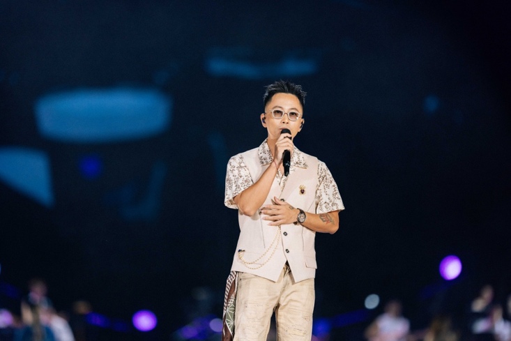 Concert bùng nổ với sự xuất hiện của Rhymastic.