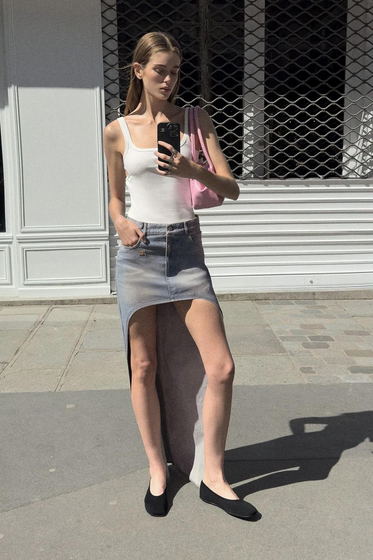 4 mẫu giày bệt hot nhất Xuân Hè, hoàn hảo để phối cùng quần dài tạo nên vẻ ngoài thanh lịch mà vẫn thoải mái - 6