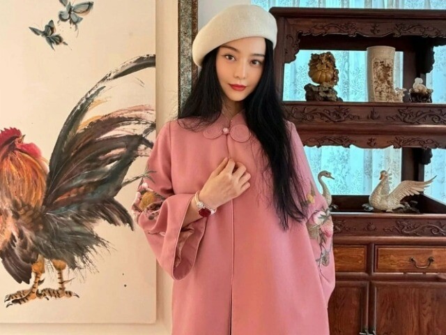 Phạm Băng Băng gây chú ý khi đeo vòng ruby to bằng cái mũi