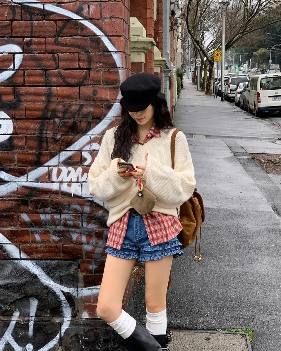 3 màu quần áo cứ phối cùng nhau là đẹp amp;#34;hết nước chấmamp;#34;, chị em mặc đồ cơ bản trông cũng như fashionista - 1