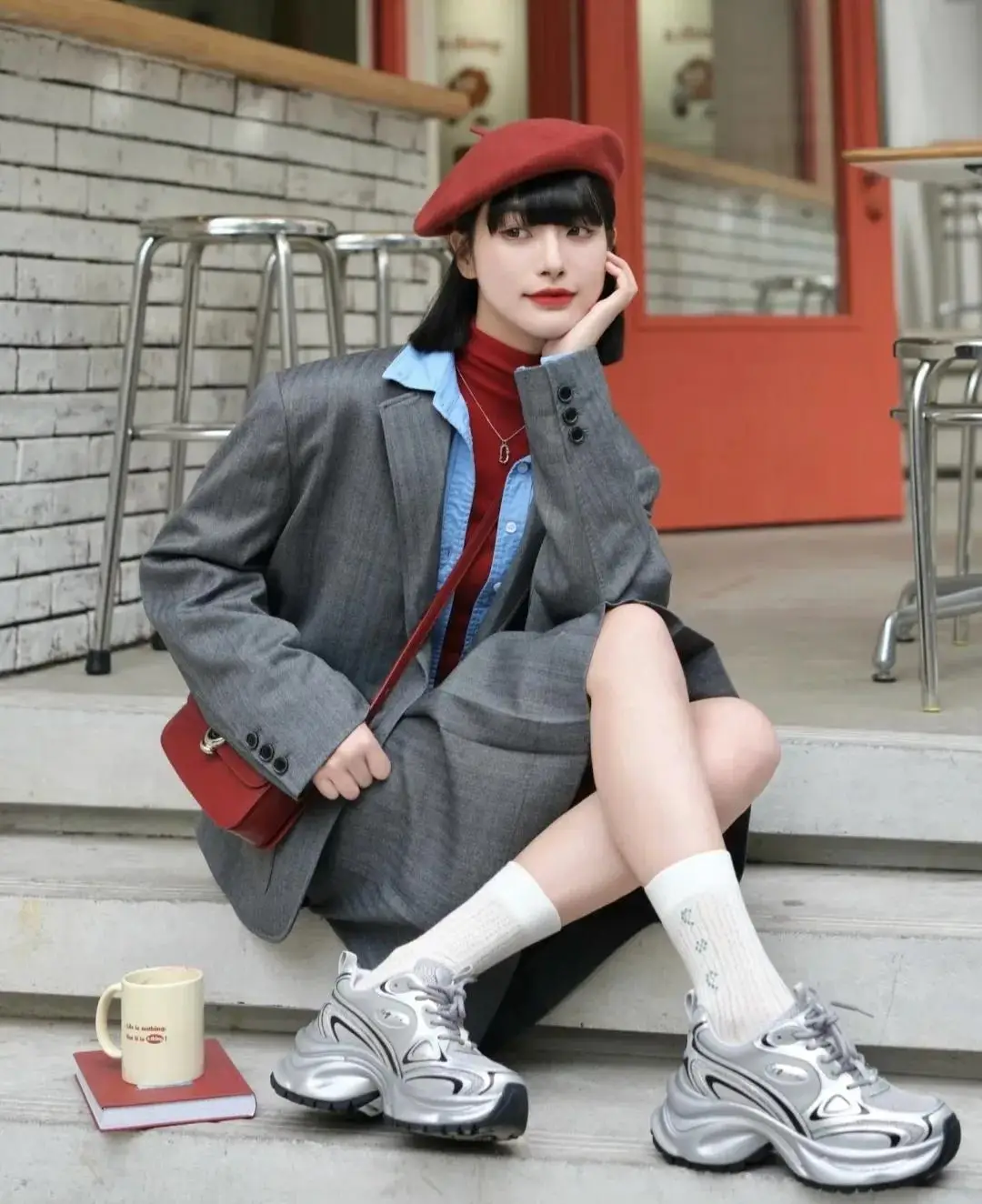 5 công thức phối áo sơ mi với áo len hot rần rần mùa đông này, chị em công sở mặc lên là thấy sang ngay - 10