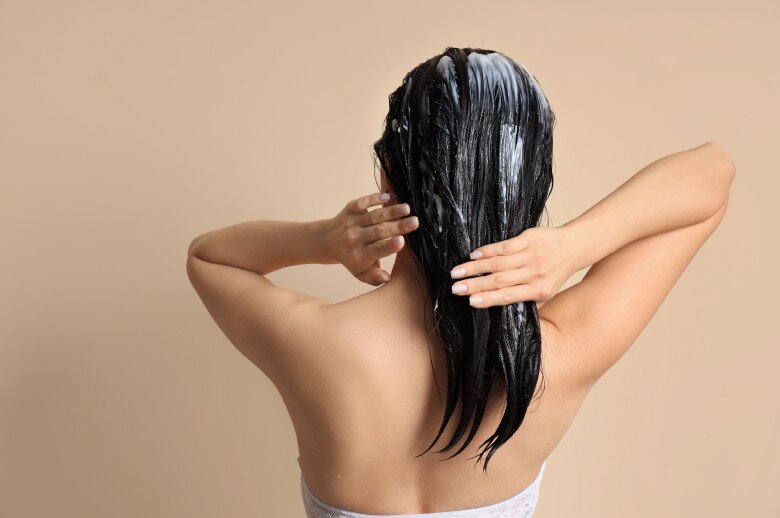 7 bước gội đầu cho nàng tóc mỏng và thưa, kiên trì thực hiện 1 tuần tóc luôn trông dày bồng bềnh, không cần tạo kiểu - 4