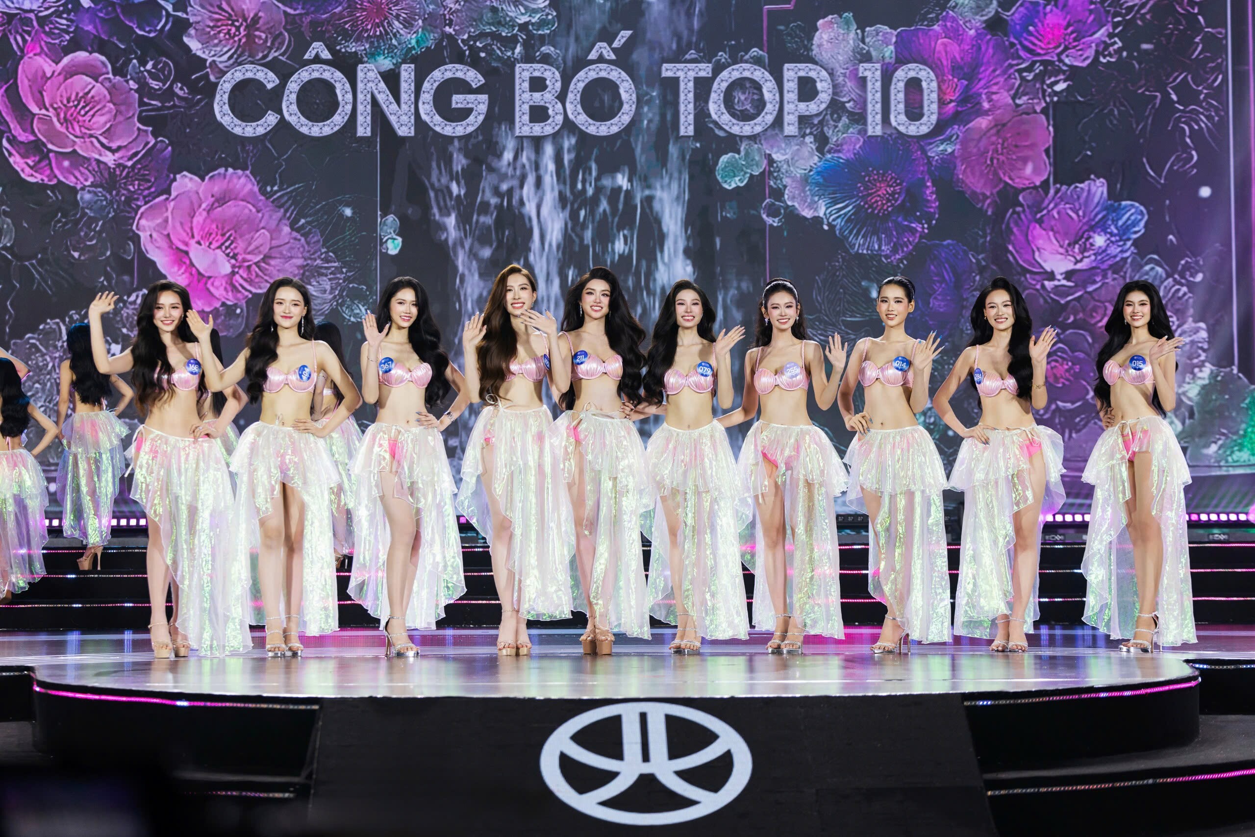 Chung kết Miss World Vietnam 2025: Tân Hoa hậu chính thức gọi tên Phan Phương Oanh - 24