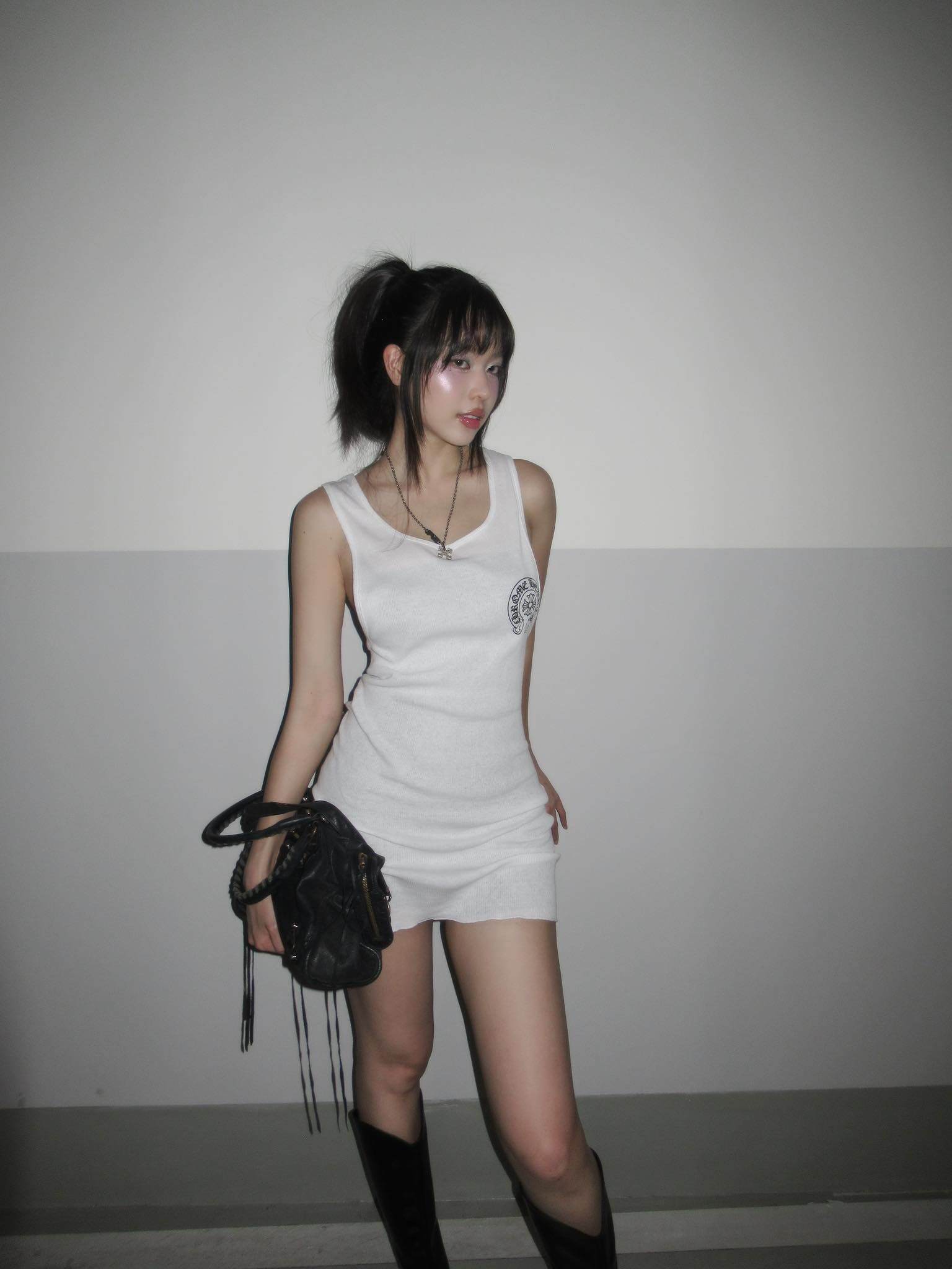 Vòng eo gây chú ý của Hoa hậu quê Đà Nẵng - 6