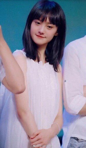 Không nhận ra nhan sắc “nữ thần thanh xuân” một thời, gương mặt cứng đờ với “đôi môi ếch” kỳ lạ - 5