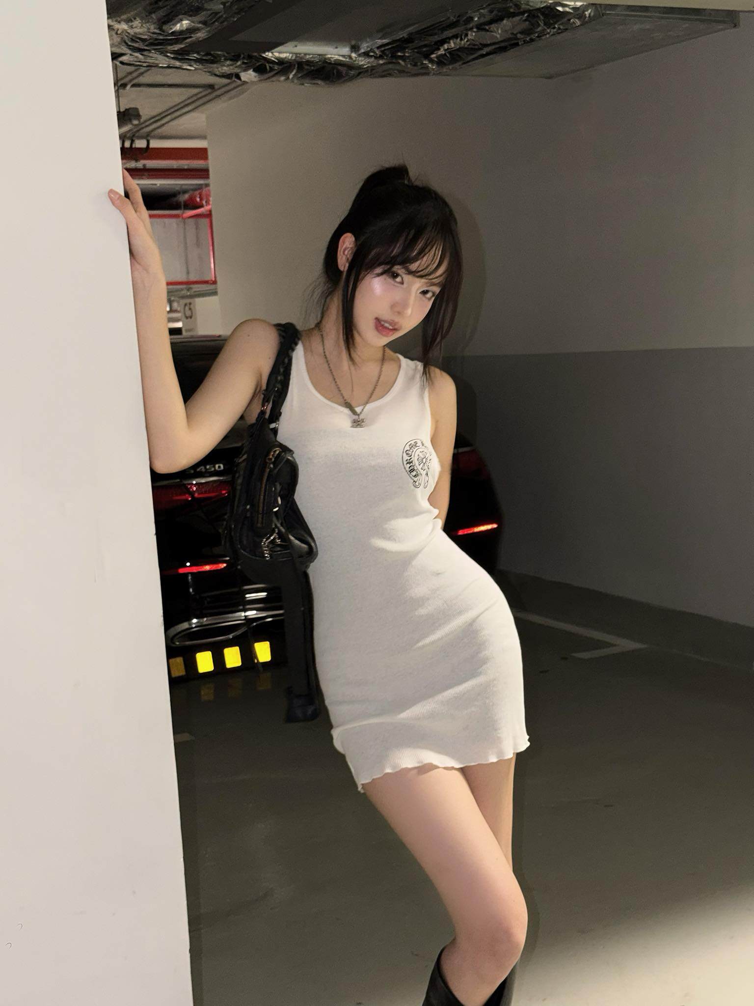 Vòng eo gây chú ý của Hoa hậu quê Đà Nẵng - 5