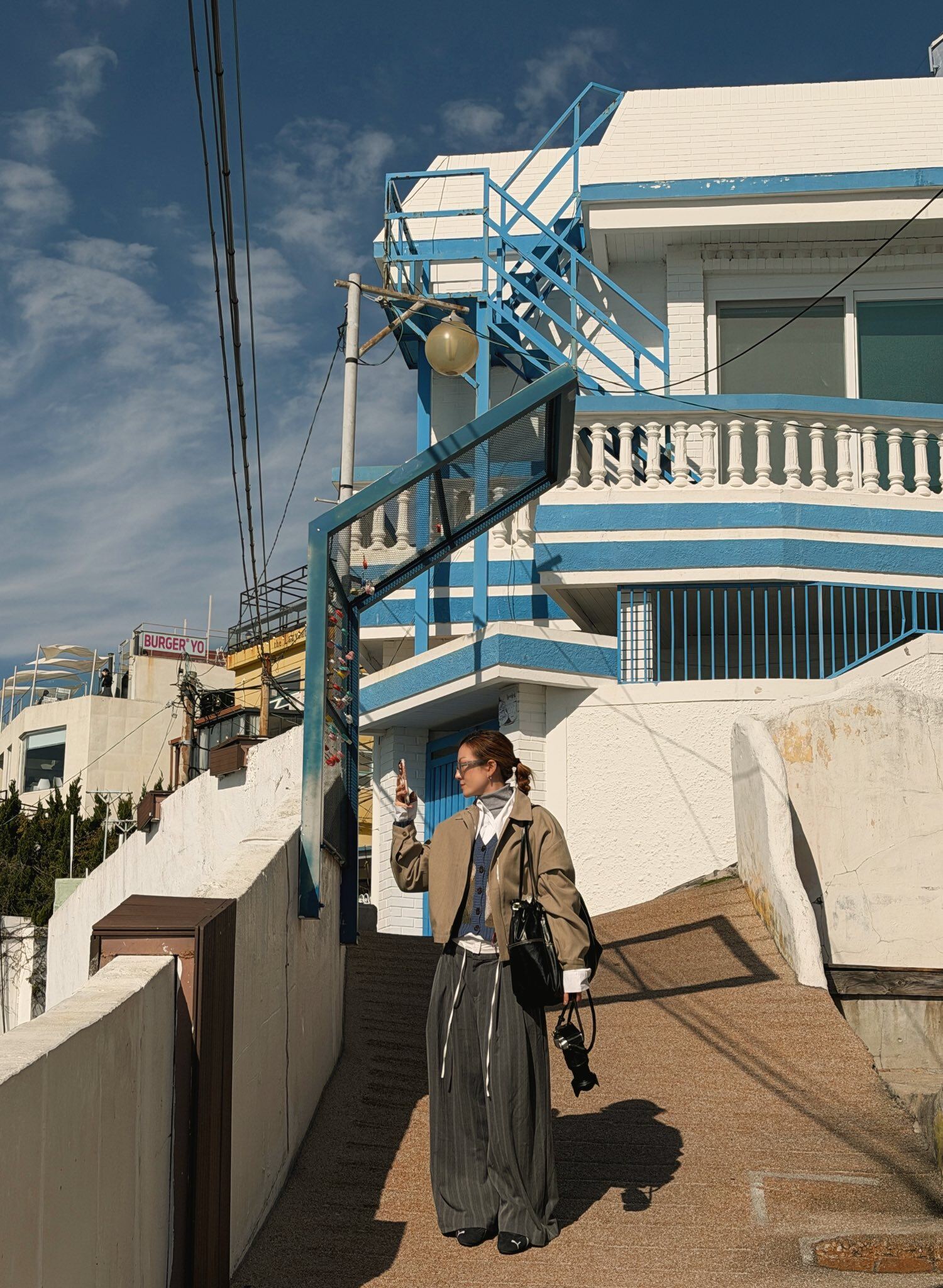 Nhan sắc 2 mỹ nhân Trịnh Thăng Bình từng yêu trước khi khoác tay Hoa hậu Thanh Thủy, sau chia tay thay đổi bất ngờ - 16