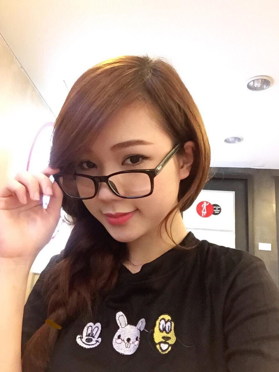 Ngắm nhan sắc mỹ nhân Việt theo trend amp;#34;nhìn lại năm 2016amp;#34;: Minh Hằng gây sốc với diện mạo 10 năm trước - 30