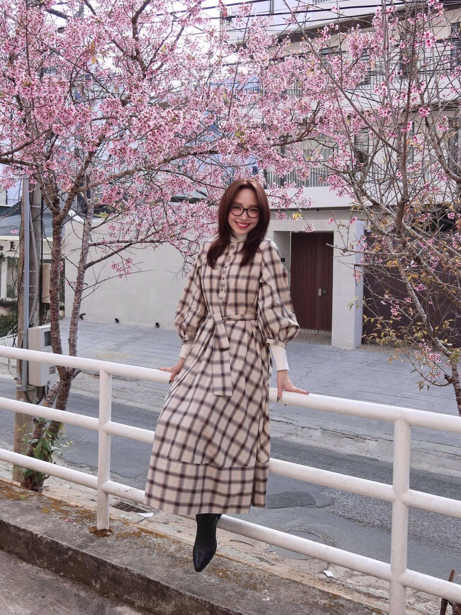 Ngắm phong cách dàn mỹ nhân Việt, lộ diện 5 mẫu váy tuyệt xinh chị em nên sắm để mặc đẹp rạng rỡ suốt Tết - 15