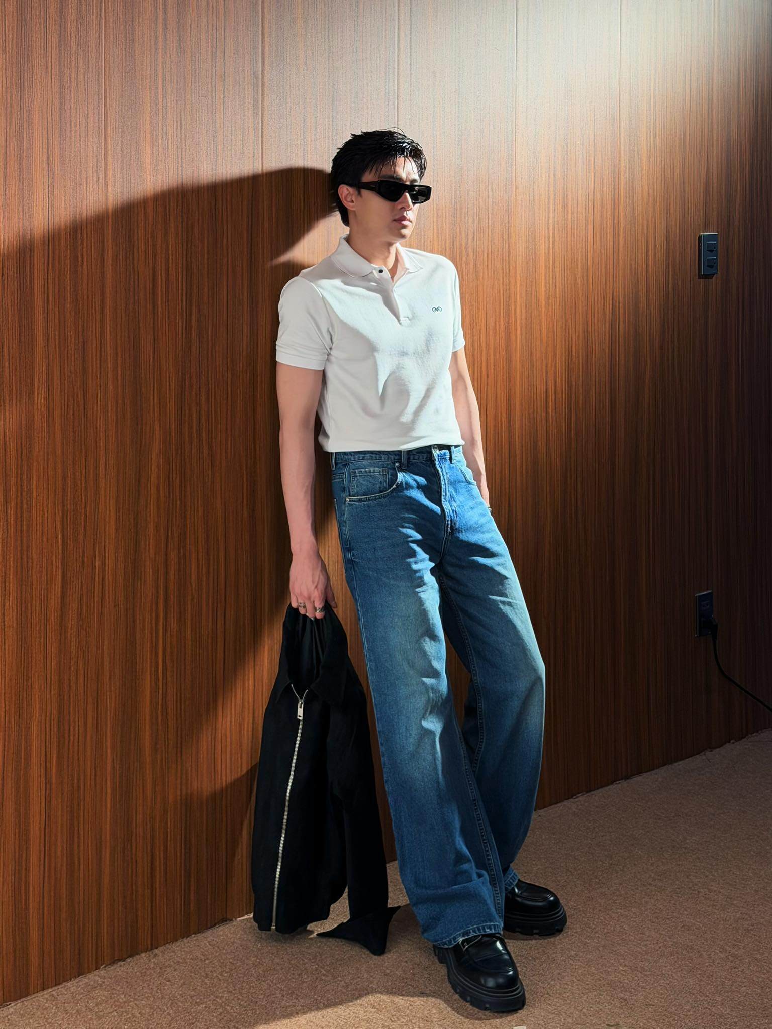 amp;#34;Nam thần màn ảnhamp;#34; Quốc Trường bị trêu vì lộ mặt mụn trên sóng trực tiếp, đáp lại một câu khiến dân mạng amp;#34;ngã ngửaamp;#34; - 5