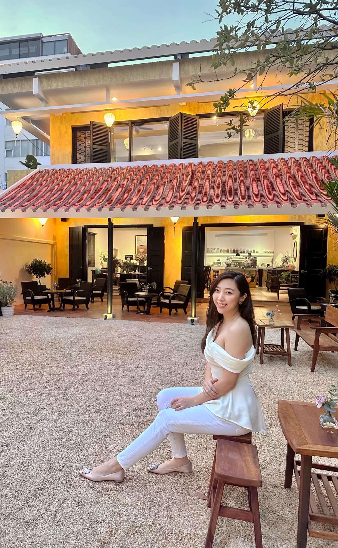 Nhan sắc 2 em gái Trấn Thành: Người amp;#34;giàu nhất nhàamp;#34; sống giản dị, em út ngày càng amp;#34;Hàn hóaamp;#34; giống chị dâu - 12