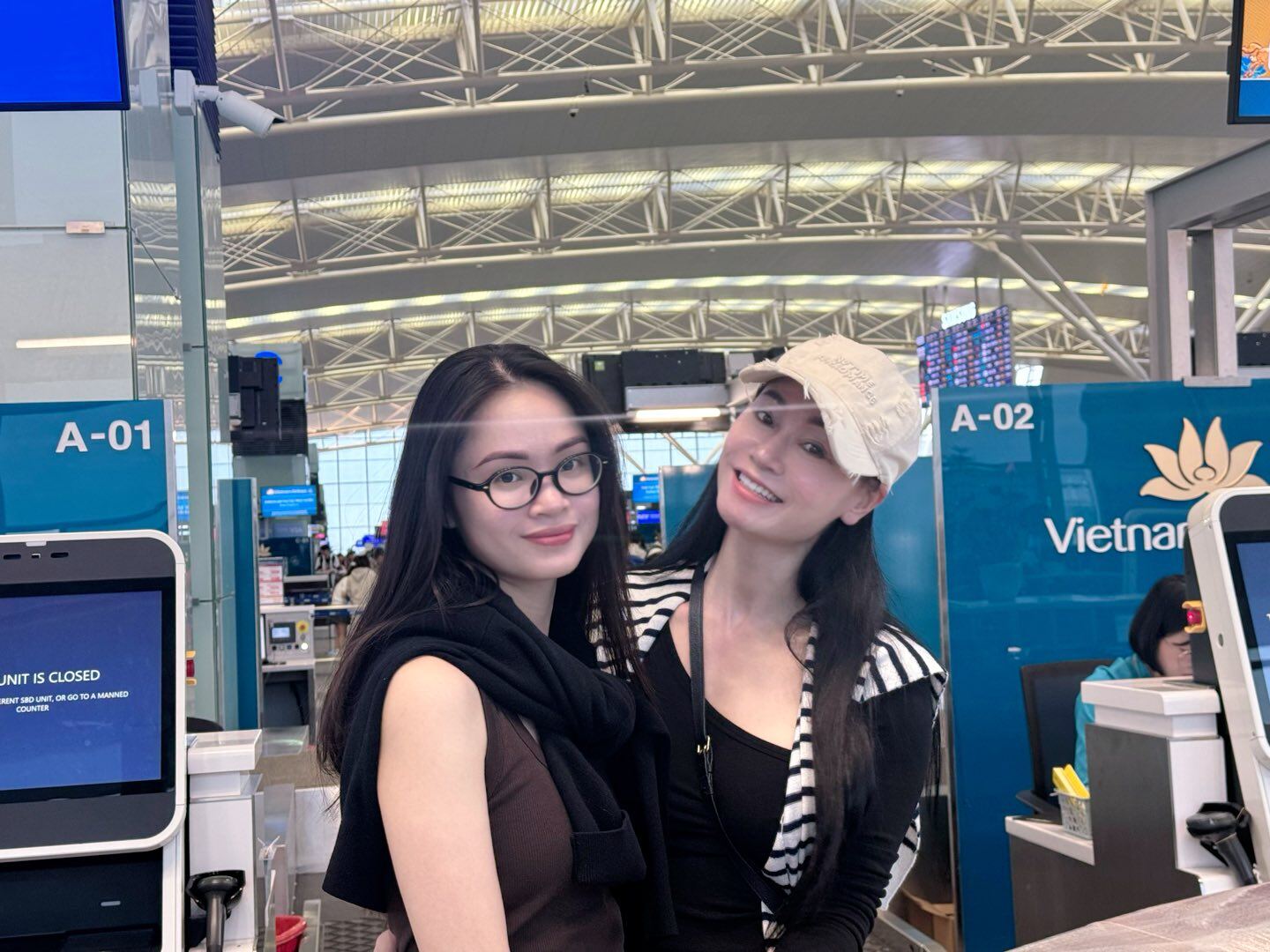 amp;#34;Người tình màn ảnhamp;#34; của Hồng Đăng U50 trẻ đẹp như chị gái của con, body nét căng amp;#34;ăn đứtamp;#34; gái trẻ - 9