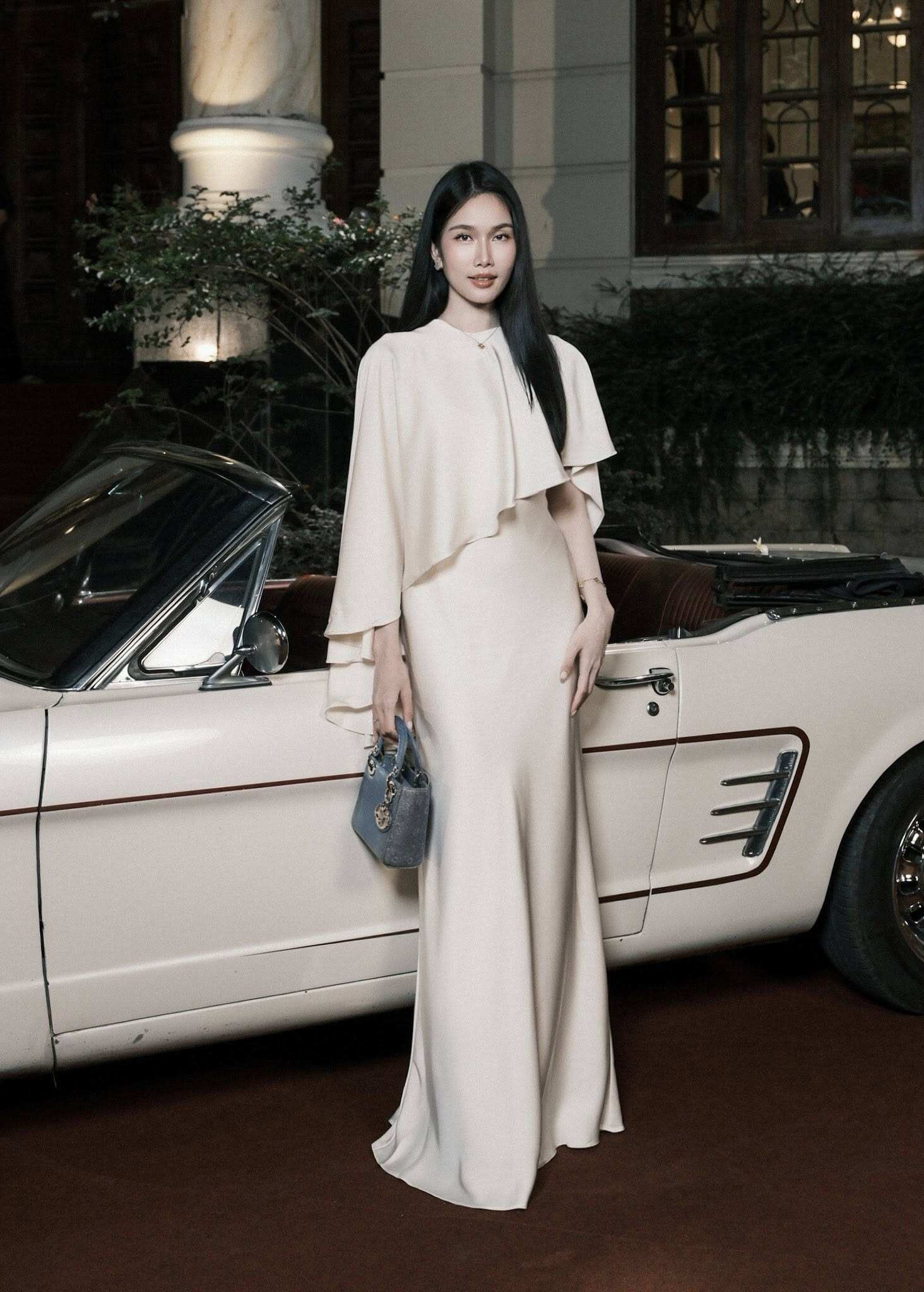 Con dâu Á hậu của hiệu trưởng trường đại học hiếm hoi đăng ảnh bikini gây amp;#34;chấn độngamp;#34;, khoe vóc dáng vạn người mê - 6