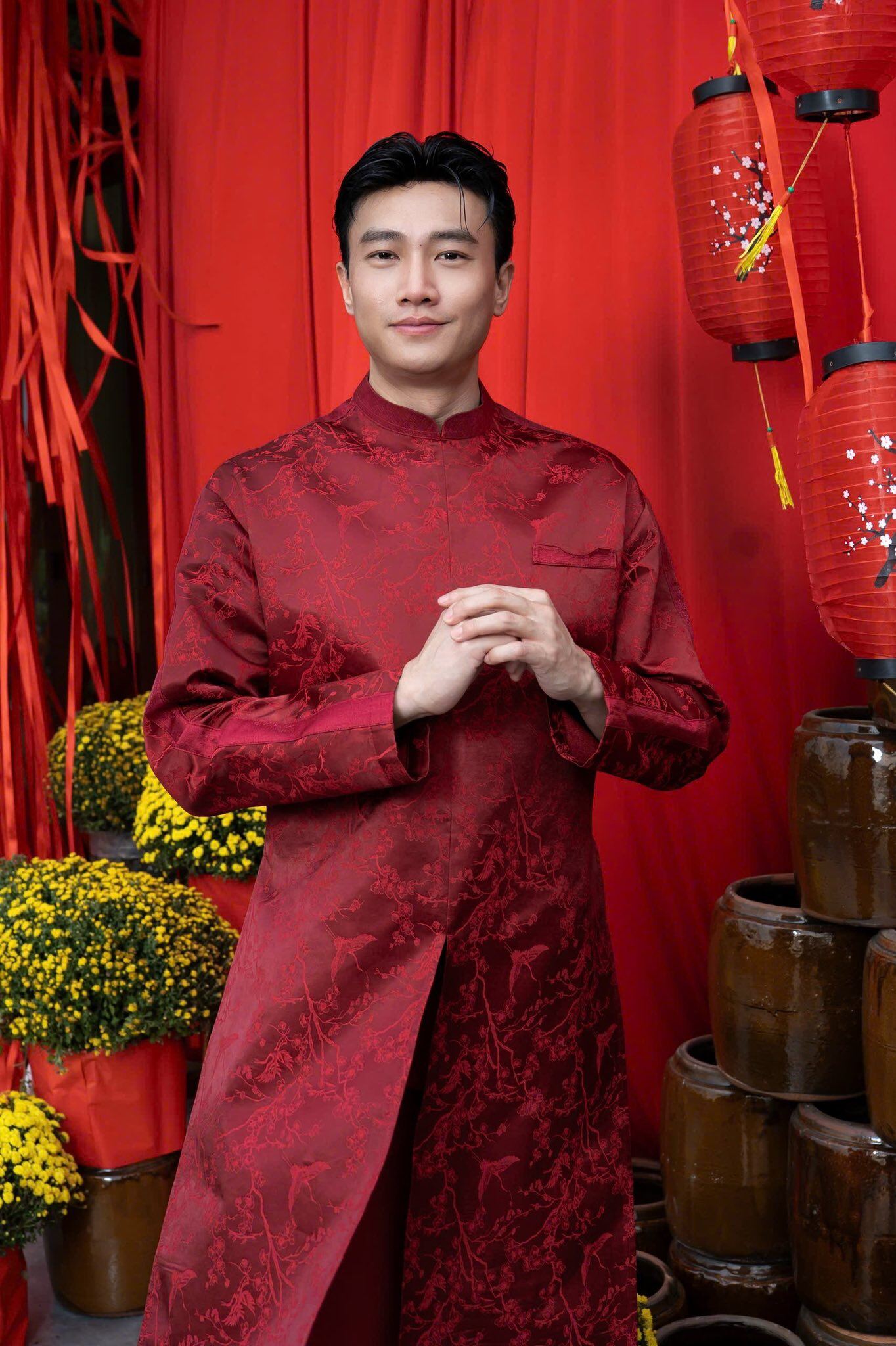 amp;#34;Nam thần màn ảnhamp;#34; Quốc Trường bị trêu vì lộ mặt mụn trên sóng trực tiếp, đáp lại một câu khiến dân mạng amp;#34;ngã ngửaamp;#34; - 7