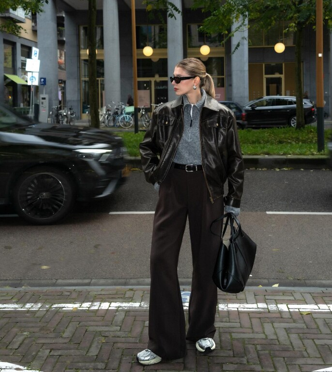 5 cách phối đồ với kiểu áo amp;#34;giàu ngầmamp;#34; hot nhất năm nay, chị em mặc đơn giản mà sang tuyệt đối - 6