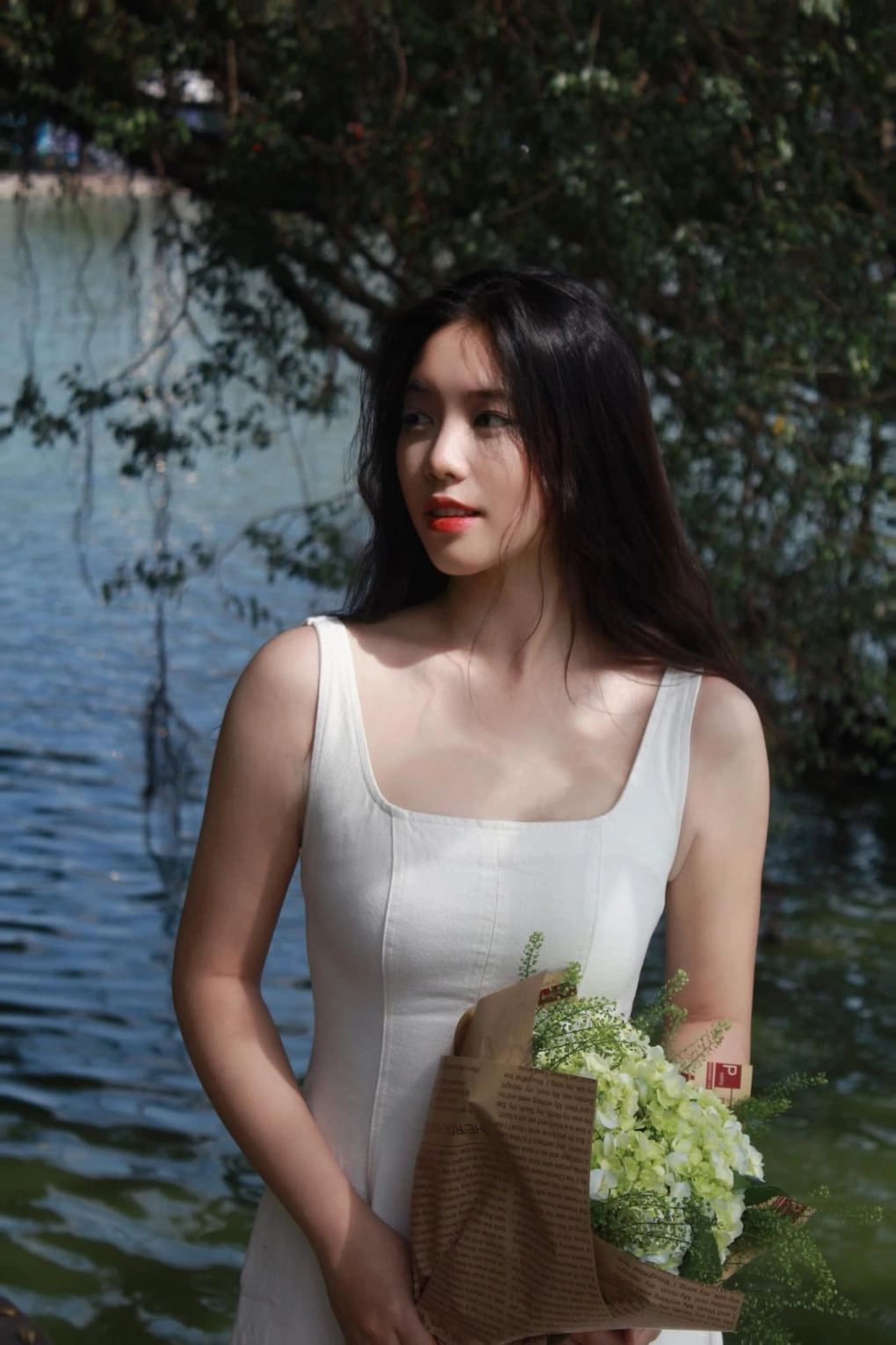 Nhan sắc xinh đẹp amp;#34;chấpamp;#34; cả cam thường của Á hậu cao 1m70 lọt top tìm kiếm với Đình Bắc - 10