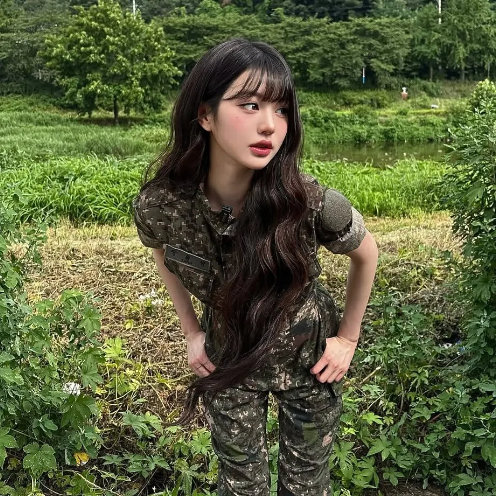 Jang Won Young nổi tiếng có nhan sắc xinh đẹp, rạng rỡ với những bí quyết đáng học hỏi.