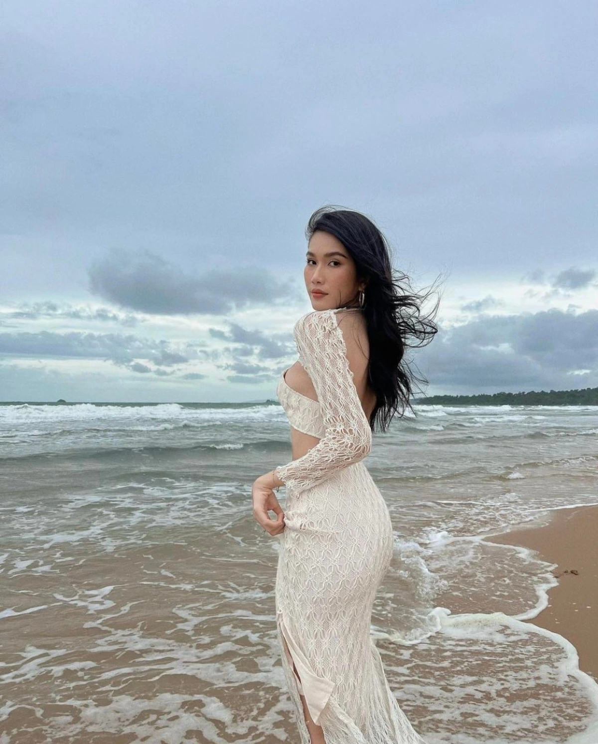 Người đẹp từng tiết lộ đã học HHen Niê uống sữa đậu nành cải thiện vòng 1 và vóc dáng.