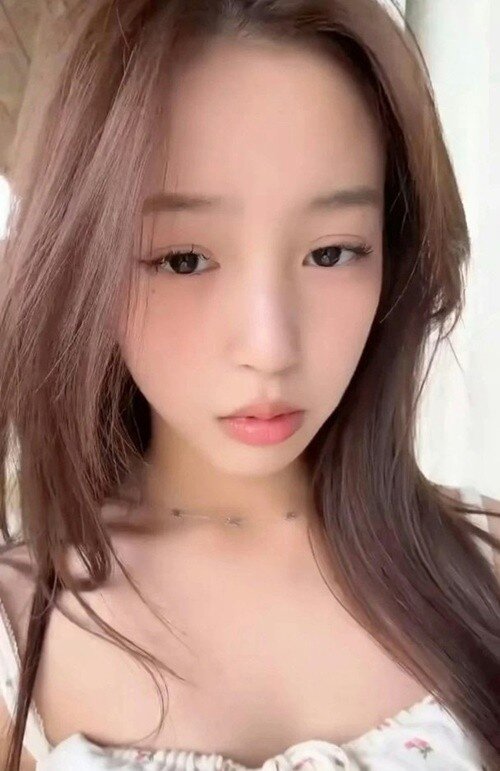 Huỳnh Tân ngọt ngào khi trước.