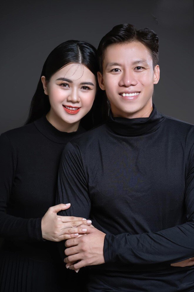 Dương Thùy Phương là bà xã của cầu thủ Quế Ngọc Hải - một trong những trung vệ xuất sắc nhất lịch sử bóng đá Việt Nam.