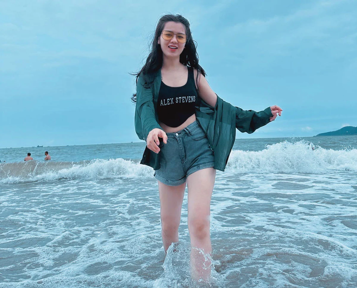 Thân hình nuột nà ngay cả khi đã làm mẹ khiến nhiều người trầm trồ.