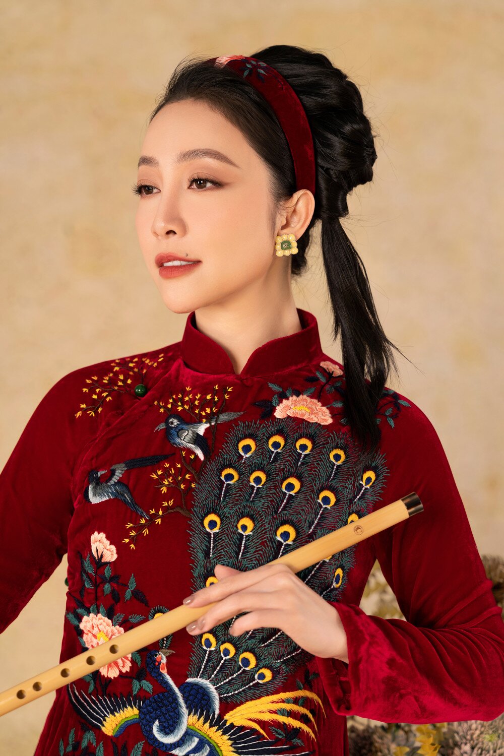 Em gái amp;#34;sinh đôiamp;#34; của amp;#34;hoa hậu giàu nhất Việt Namamp;#34;: Giàu amp;#34;nứt váchamp;#34; không kém chị, được mệnh danh là chim công - 14