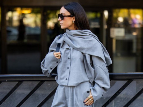 Những kiểu phối đồ nổi bật trên đường phố New York, gợi ý hoàn hảo cho trời lạnh