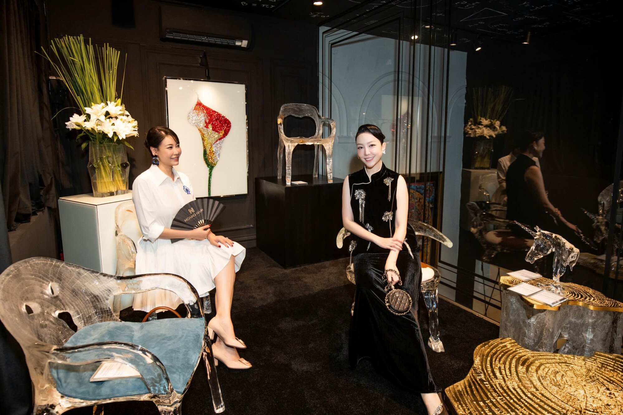 Hai mỹ nhân showbiz không ít lần xuất hiện cùng nhau trong một sự kiện và cả hai đều có chung phong cách thời trang sang trọng, quý phái.