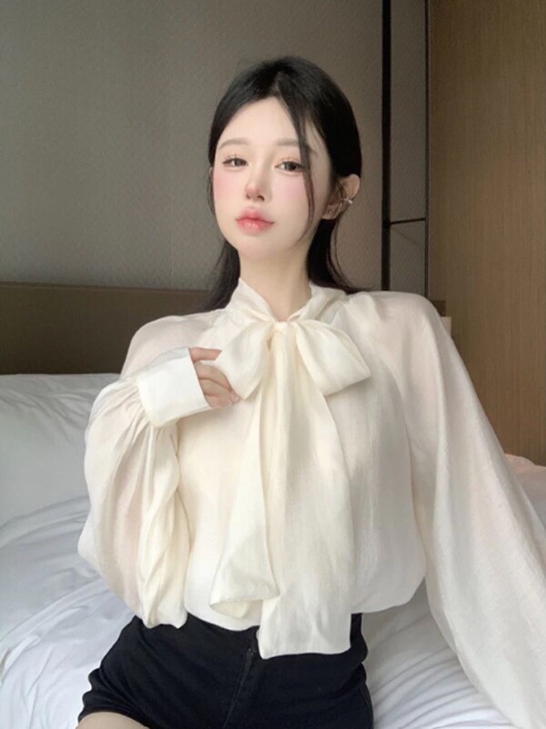 Hè sắp đến rồi, đây là 3 kiểu sơ mi trắng amp;#34;hack tuổiamp;#34; đỉnh cao, toát lên khí chất thanh lịch tự nhiên - 7