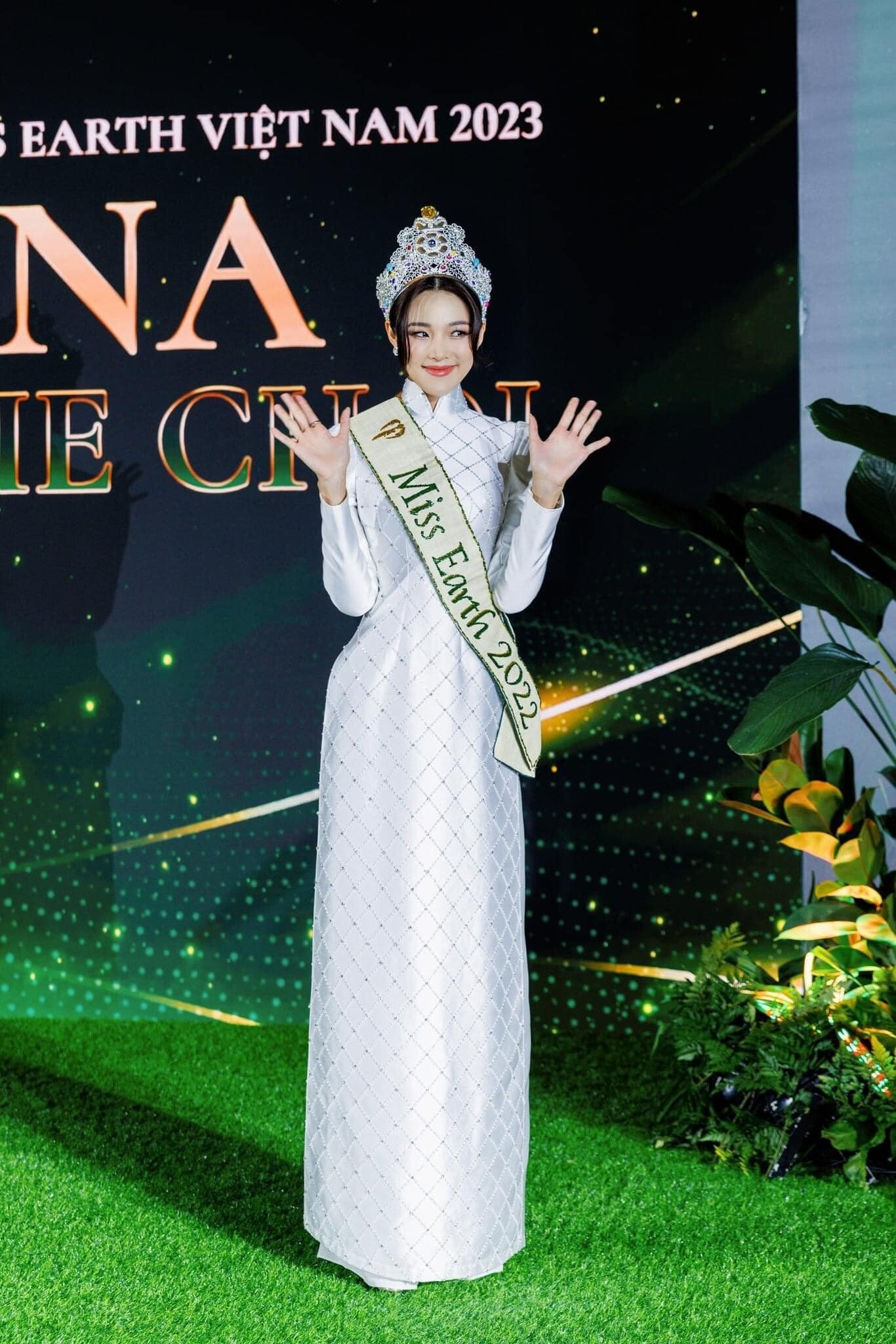 Chân dung hoa hậu đang gây tranh cãi nhất Hàn Quốc - 10