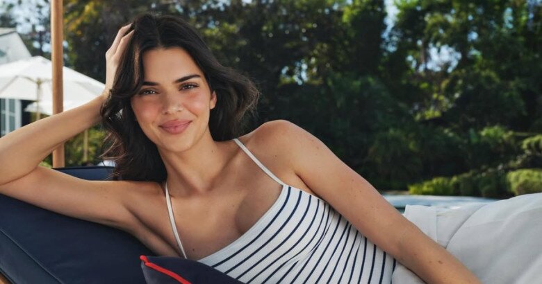 Kendall Jenner được mệnh danh là siêu mẫu đắt giá nhất nhì thế giới với nhan sắc xinh đẹp, rạng rỡ.