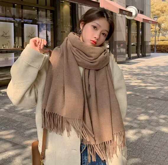 Không cần sắm nhiều đồ đông, chỉ với 10 món này cũng giúp chị em xây tủ quần áo thanh lịch, đi làm ai cũng khen - 10