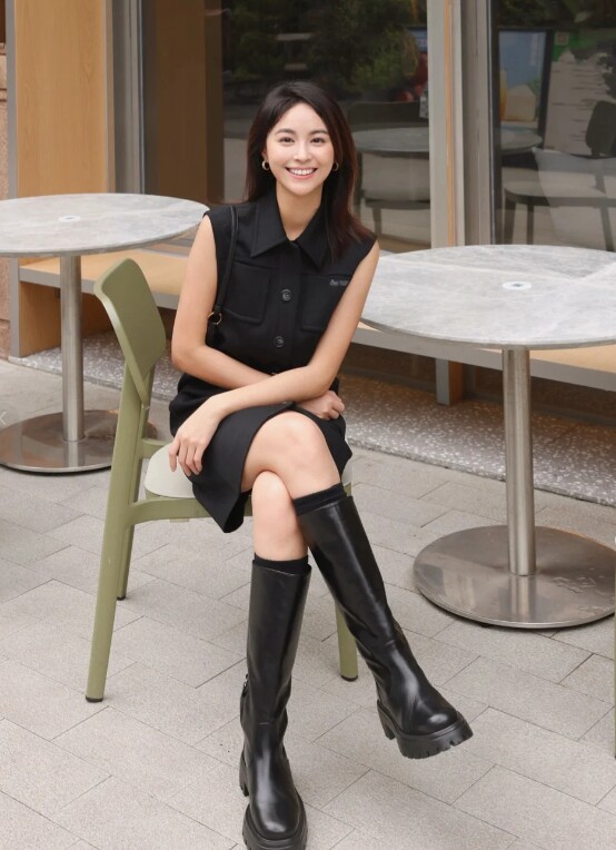 Không cần sắm nhiều đồ đông, chỉ với 10 món này cũng giúp chị em xây tủ quần áo thanh lịch, đi làm ai cũng khen - 4