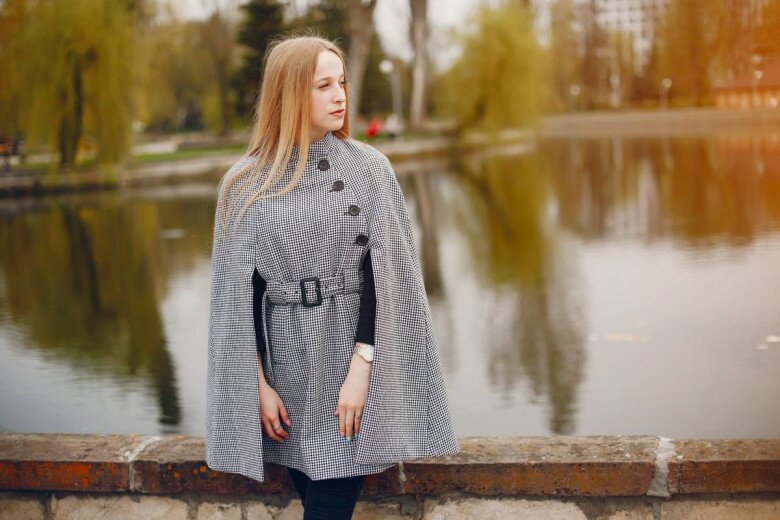 Kiểu áo khoác amp;#34;soán ngôiamp;#34; áo dạ tweed, giúp chị em mặc gì cũng sang đi chúc Tết họ hàng - 2