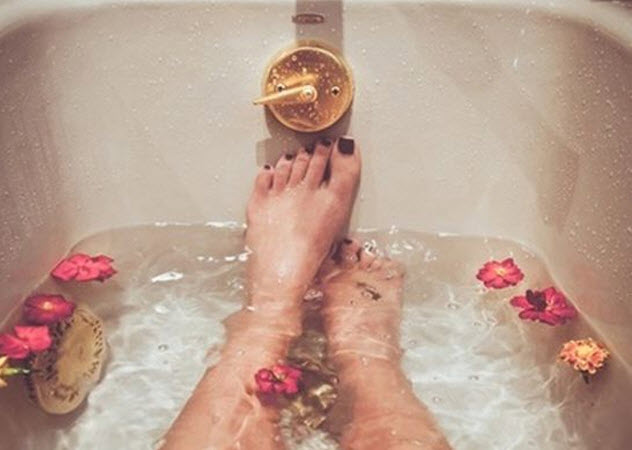 Lấy lại vóc dáng thon gọn sau Tết không khó, vì đã có những mẹo giảm cân dễ vô cùng dành cho người lười - 1