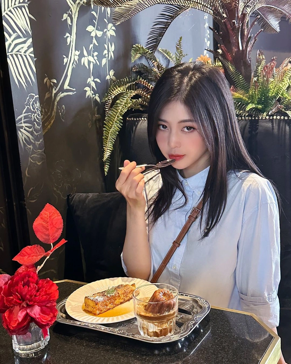 Nhan sắc 2 mỹ nhân Trịnh Thăng Bình từng yêu trước khi khoác tay Hoa hậu Thanh Thủy, sau chia tay thay đổi bất ngờ - 24