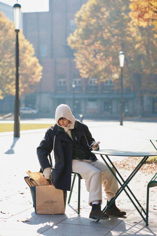 Mua 10 chiếc quần cũng chưa chắc tốt bằng 3 kiểu quần cơ bản giúp bạn amp;#34;cânamp;#34; mọi outfit từ công sở đến dạo phố - 7