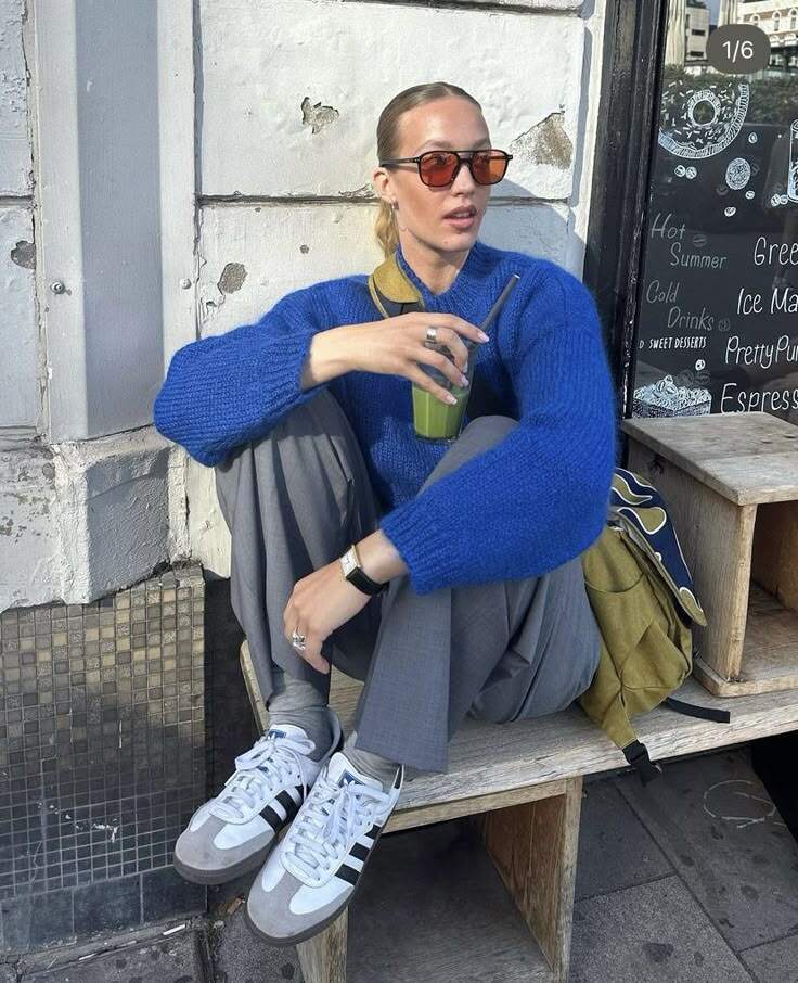 Không phối với đen trắng, tôi chỉ chọn đúng 3 màu mặc với đồ xám khiến mọi outfit trông đắt tiền như con nhà giàu - 9