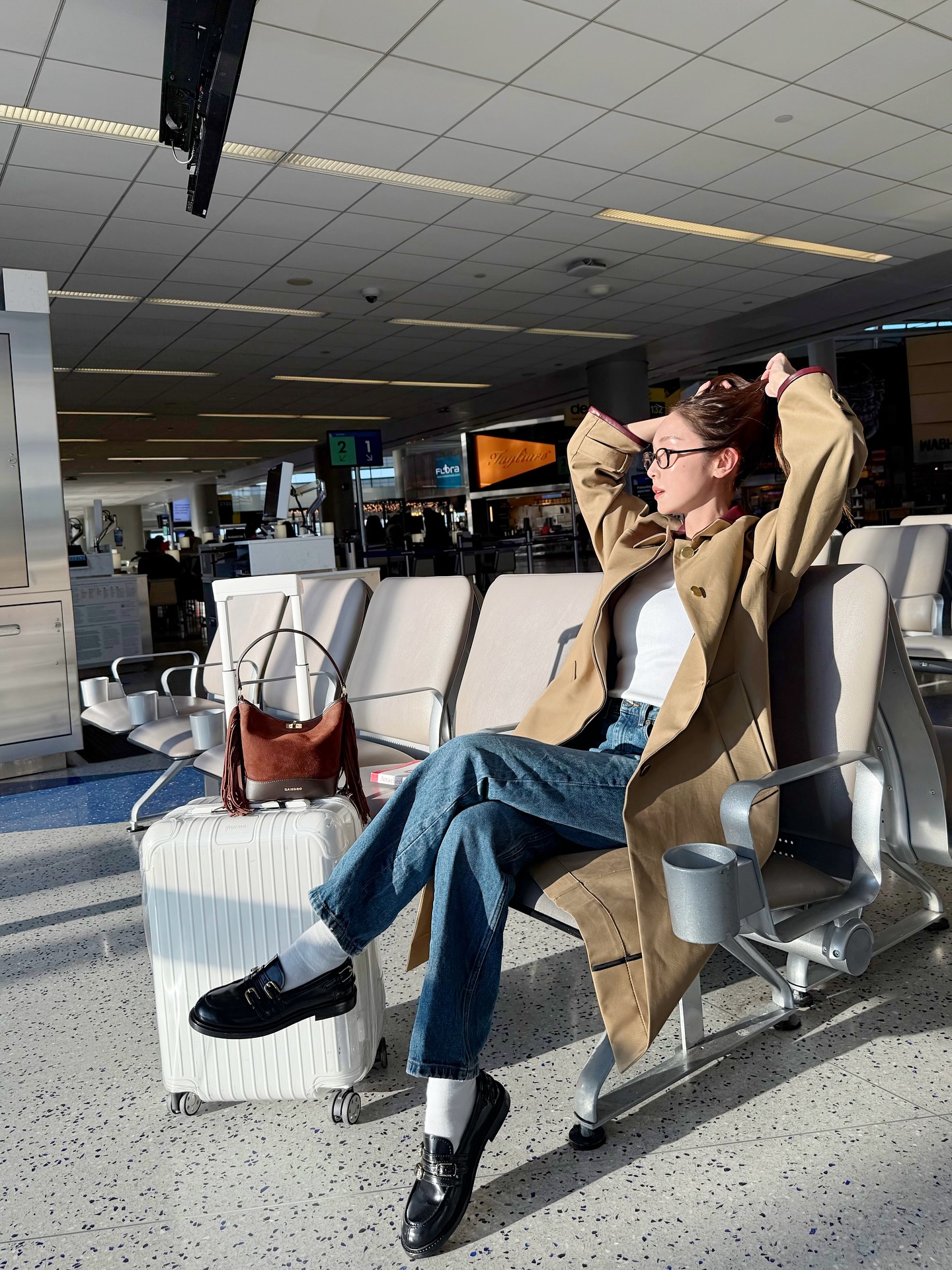 Xem thêm: Cách phối đồ jeans cho nàng công sở.