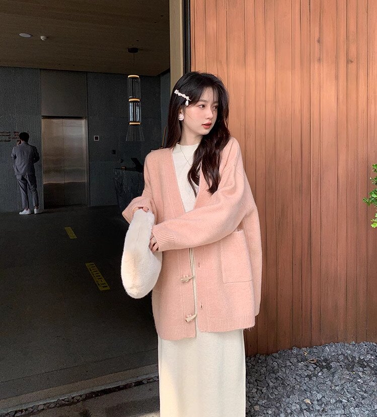 13 outfit đẹp tinh tế giúp chị em tỏa sáng, khiến chàng liêu xiêu trong ngày Quốc tế Phụ nữ - 3