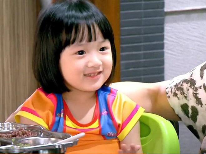 Sao nhí Bố Ơi! Mình Đi Đâu Thế? dậy thì thành công, 15 tuổi cao 1m75, dân mạng khen amp;#34;siêu sao sinh ra siêu mẫuamp;#34; - 5