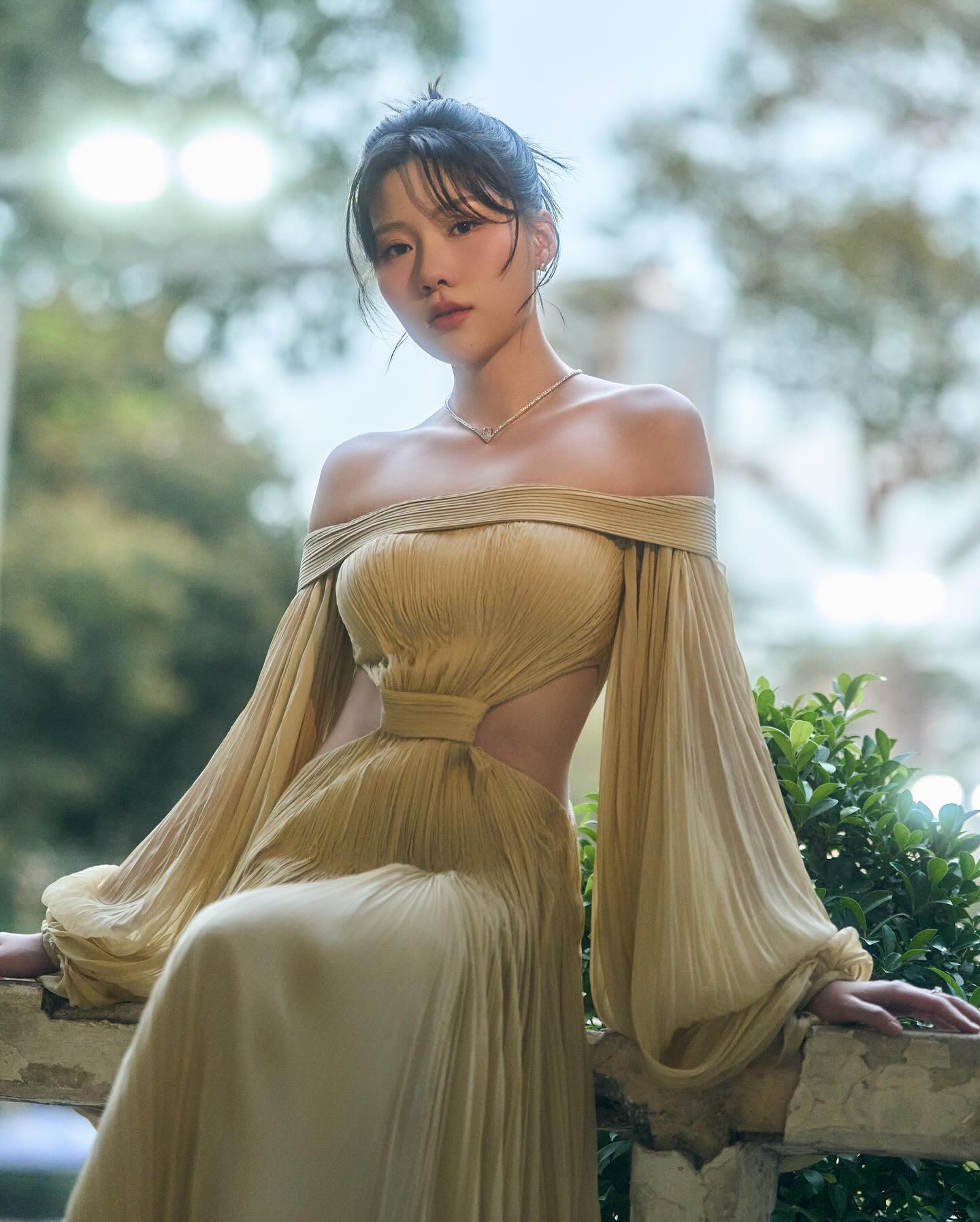 Nhan sắc 2 em gái Trấn Thành: Người amp;#34;giàu nhất nhàamp;#34; sống giản dị, em út ngày càng amp;#34;Hàn hóaamp;#34; giống chị dâu - 23