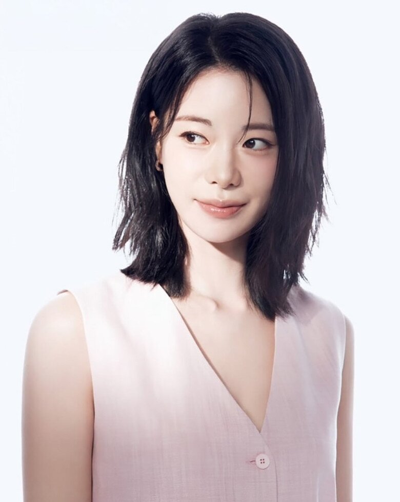 Phụ nữ sau 30 tuổi cắt những kiểu tóc ngang vai này đúng là amp;#34;chân áiamp;#34;, 3 tháng sau dài ra vẫn đẹp - 1