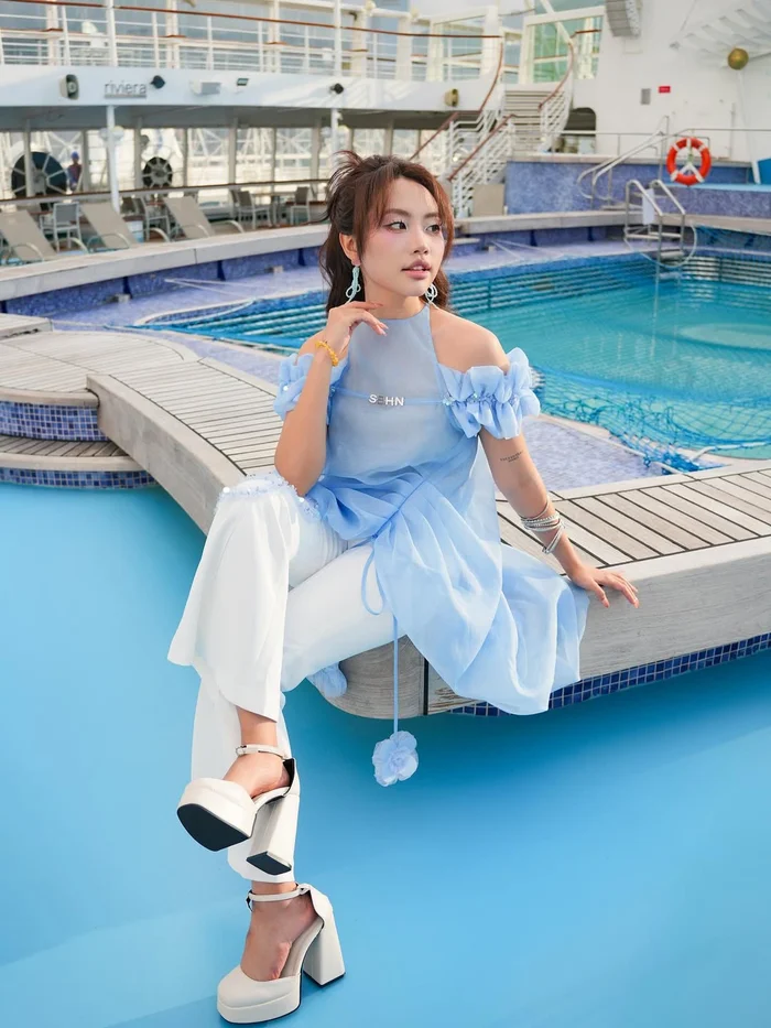 Nhan sắc 3 nữ ca sĩ tuổi Mùi được Trấn Thành nhắm cho phim Tết 2027, có người đẹp như thiên thần đảm bảo độ hot - 20