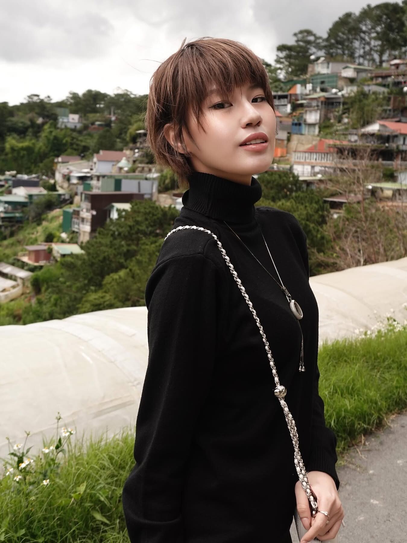 Nhan sắc 3 nữ ca sĩ tuổi Mùi được Trấn Thành nhắm cho phim Tết 2027, có người đẹp như thiên thần đảm bảo độ hot - 9