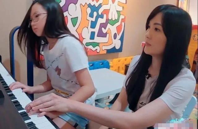 ... cho đến học các bộ môn nghệ thuật.