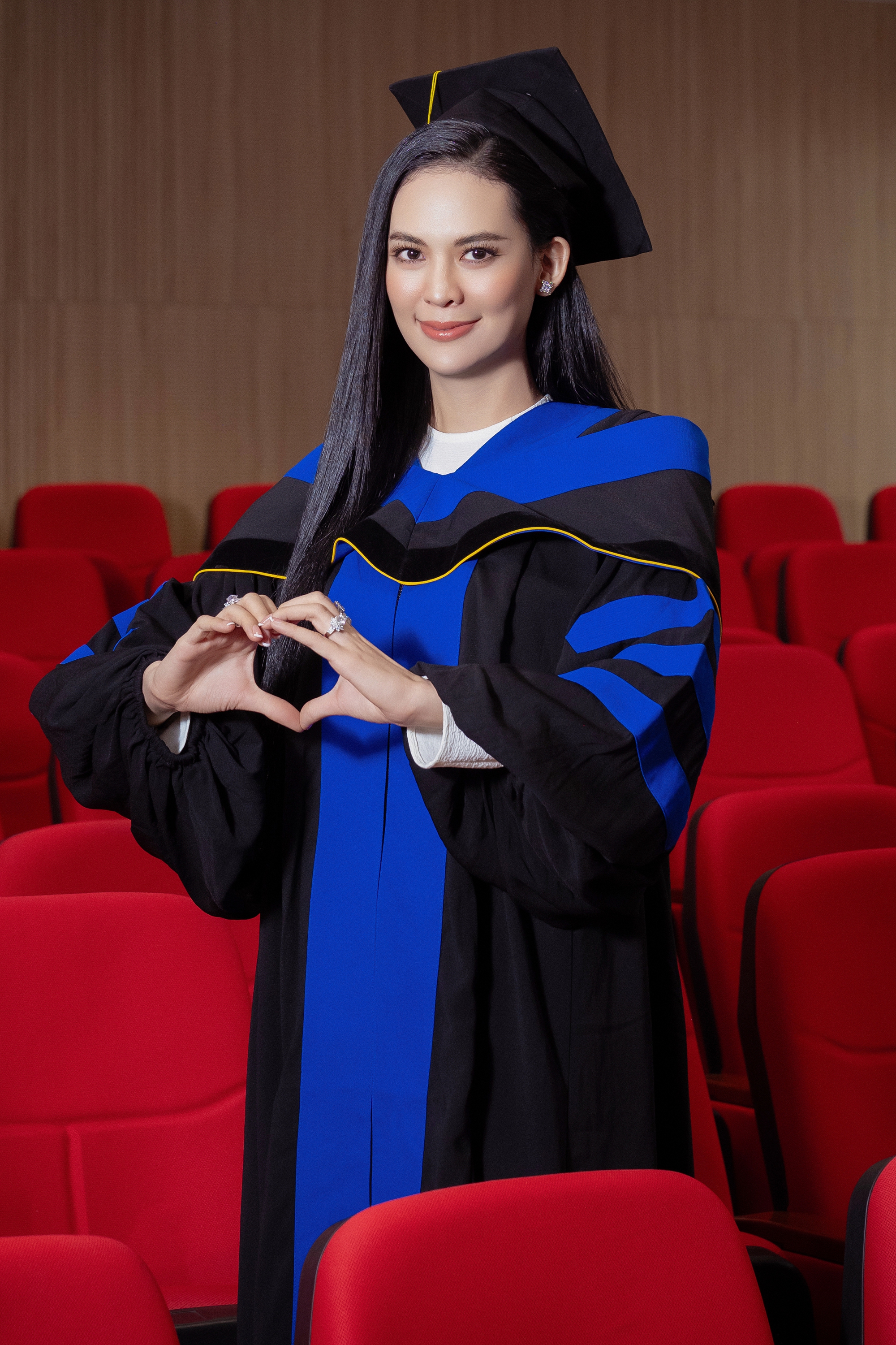 Người đẹp Đắk Lắk sắp cưới mới biết chồng là đại gia, bầu bí vỡ hết nét nay đẹp nuột nà, ra đường xách túi trăm triệu - 18