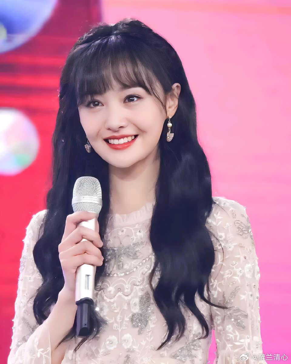 Không nhận ra nhan sắc “nữ thần thanh xuân” một thời, gương mặt cứng đờ với “đôi môi ếch” kỳ lạ - 7